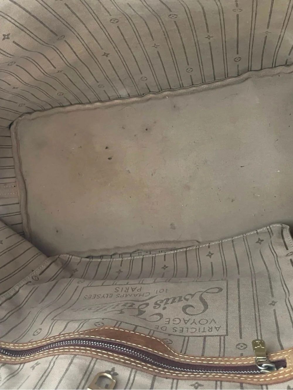 Louis Vuitton NeverFull Tote